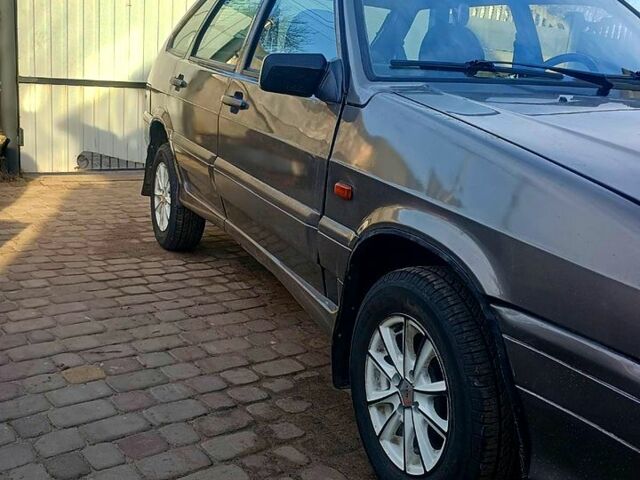 Серый ВАЗ 2114 Самара, объемом двигателя 1.6 л и пробегом 111 тыс. км за 2200 $, фото 6 на Automoto.ua