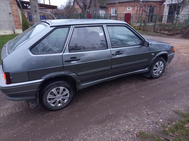 Серый ВАЗ 2114 Самара, объемом двигателя 1.6 л и пробегом 160 тыс. км за 1100 $, фото 2 на Automoto.ua