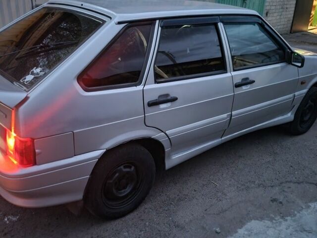 Серый ВАЗ 2114 Самара, объемом двигателя 1.6 л и пробегом 140 тыс. км за 1600 $, фото 2 на Automoto.ua