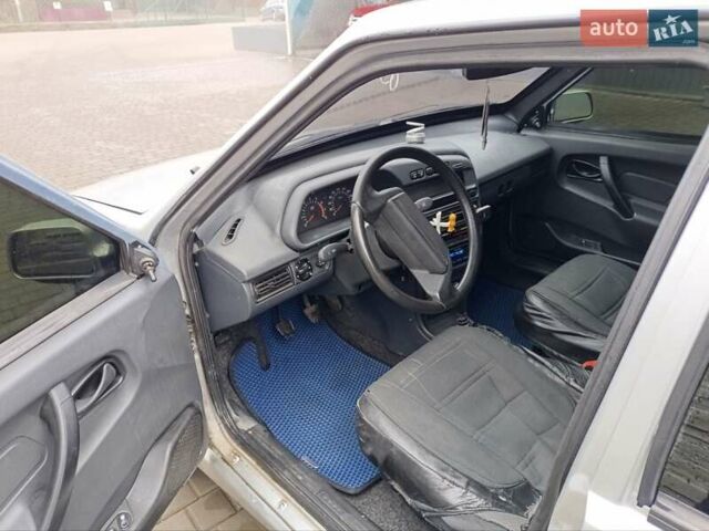 Серый ВАЗ 2114 Самара, объемом двигателя 1.6 л и пробегом 257 тыс. км за 2200 $, фото 5 на Automoto.ua