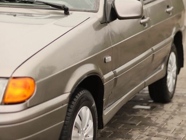 Серый ВАЗ 2114 Самара, объемом двигателя 1.6 л и пробегом 270 тыс. км за 2000 $, фото 15 на Automoto.ua