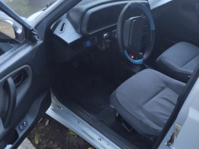 Серый ВАЗ 2114 Самара, объемом двигателя 1.6 л и пробегом 123 тыс. км за 1500 $, фото 3 на Automoto.ua