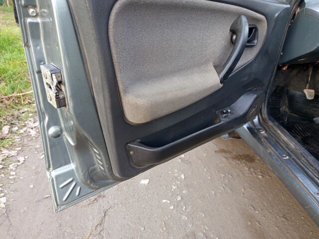 Серый ВАЗ 2114 Самара, объемом двигателя 1.6 л и пробегом 160 тыс. км за 1100 $, фото 13 на Automoto.ua