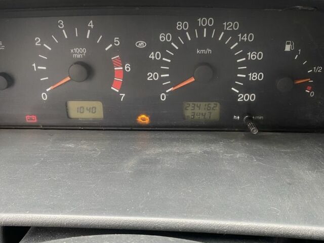 Серый ВАЗ 2114 Самара, объемом двигателя 1.6 л и пробегом 234 тыс. км за 2100 $, фото 6 на Automoto.ua