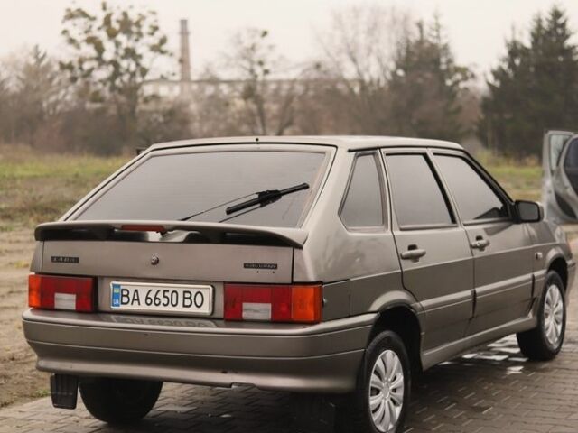 Серый ВАЗ 2114 Самара, объемом двигателя 1.6 л и пробегом 270 тыс. км за 2000 $, фото 3 на Automoto.ua