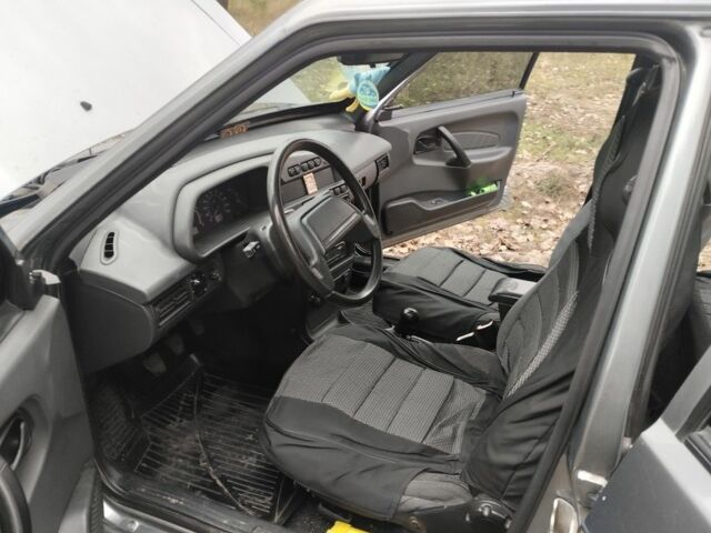 Сірий ВАЗ 2114 Самара, об'ємом двигуна 1.6 л та пробігом 217 тис. км за 2100 $, фото 5 на Automoto.ua