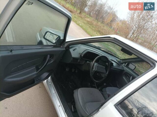 Серый ВАЗ 2114 Самара, объемом двигателя 1.6 л и пробегом 200 тыс. км за 2300 $, фото 1 на Automoto.ua