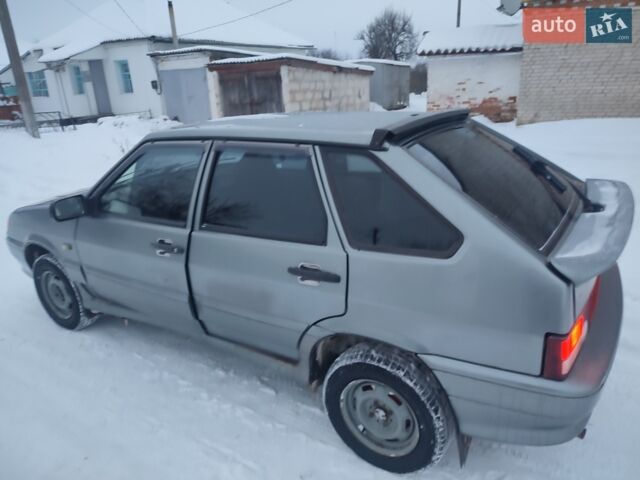 Серый ВАЗ 2114 Самара, объемом двигателя 1.6 л и пробегом 186 тыс. км за 2000 $, фото 4 на Automoto.ua