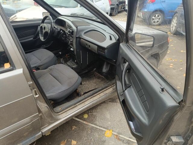 ВАЗ 2114 Самара 2008 в Борисполе на Automoto.ua Серый ВАЗ 2114 Самара, объемом двигателя 1.5 л и пробегом 200 тыс. км за 750 $, фото 4 на Automoto.ua