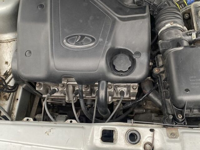 Серый ВАЗ 2114 Самара, объемом двигателя 1.6 л и пробегом 234 тыс. км за 2100 $, фото 9 на Automoto.ua