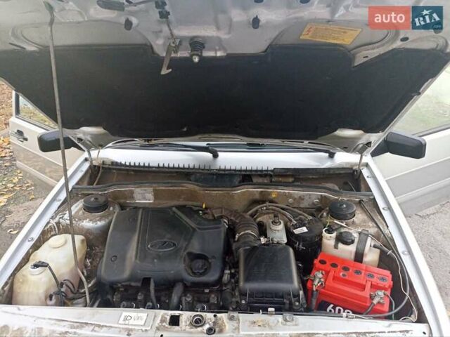 Серый ВАЗ 2114 Самара, объемом двигателя 1.6 л и пробегом 27 тыс. км за 3000 $, фото 19 на Automoto.ua