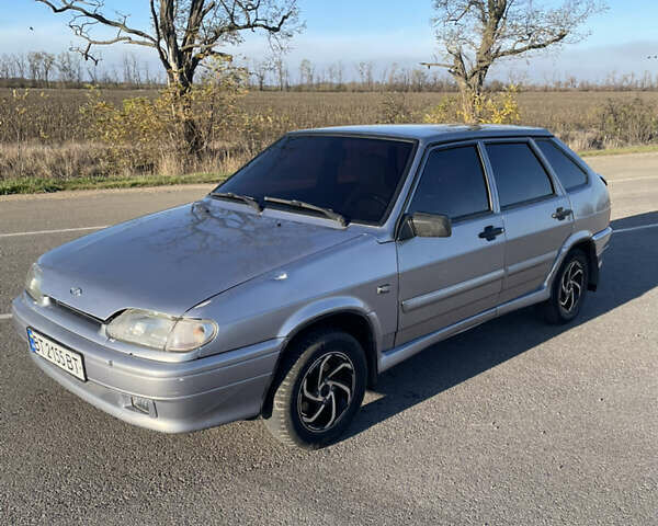 Серый ВАЗ 2114 Самара, объемом двигателя 1.6 л и пробегом 180 тыс. км за 2380 $, фото 3 на Automoto.ua