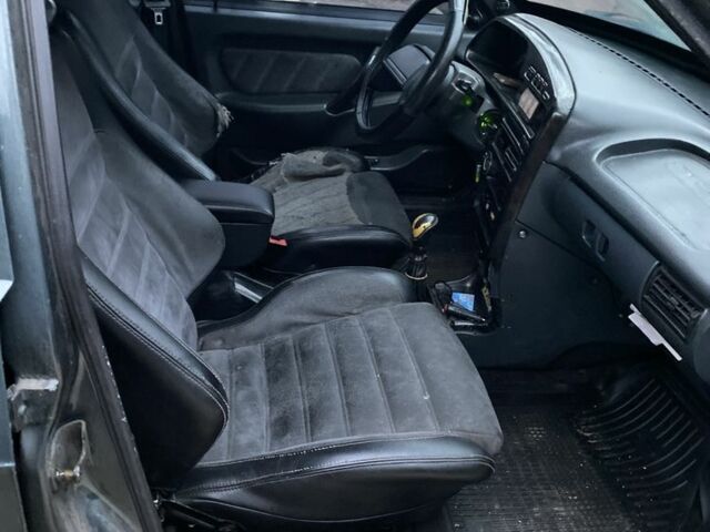 Серый ВАЗ 2114 Самара, объемом двигателя 0 л и пробегом 300 тыс. км за 950 $, фото 9 на Automoto.ua