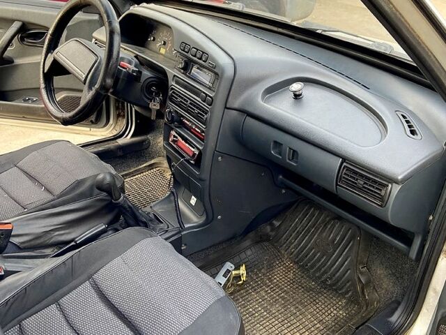 Сірий ВАЗ 2114 Самара, об'ємом двигуна 1.6 л та пробігом 150 тис. км за 1350 $, фото 3 на Automoto.ua