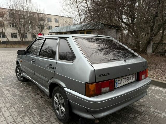 Серый ВАЗ 2114 Самара, объемом двигателя 1.6 л и пробегом 247 тыс. км за 2100 $, фото 1 на Automoto.ua