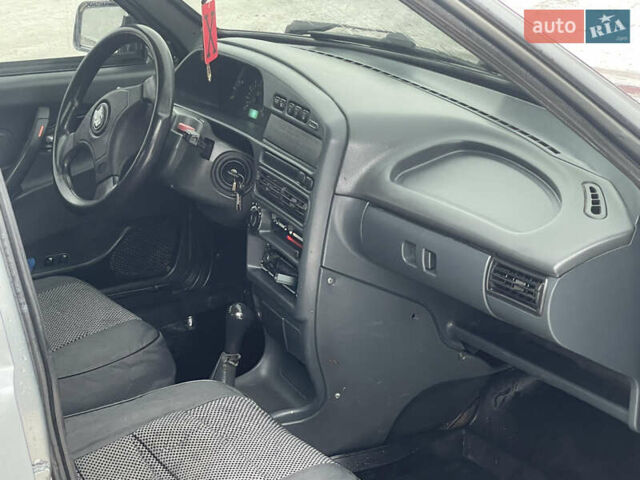 Серый ВАЗ 2114 Самара, объемом двигателя 1.6 л и пробегом 270 тыс. км за 1800 $, фото 16 на Automoto.ua