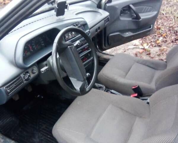 Серый ВАЗ 2114 Самара, объемом двигателя 1.6 л и пробегом 183 тыс. км за 1700 $, фото 3 на Automoto.ua