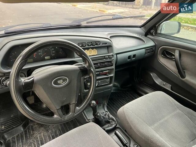 Серый ВАЗ 2114 Самара, объемом двигателя 1.6 л и пробегом 173 тыс. км за 2500 $, фото 8 на Automoto.ua