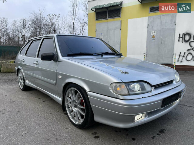 Серый ВАЗ 2114 Самара, объемом двигателя 1.6 л и пробегом 99 тыс. км за 4000 $, фото 2 на Automoto.ua
