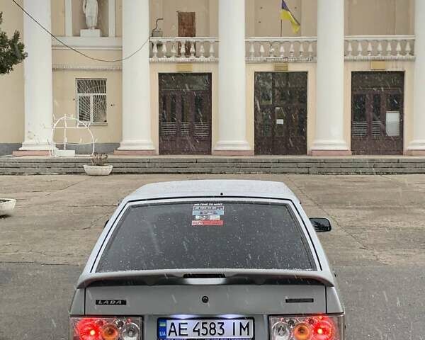 Серый ВАЗ 2114 Самара, объемом двигателя 1.6 л и пробегом 184 тыс. км за 2300 $, фото 4 на Automoto.ua