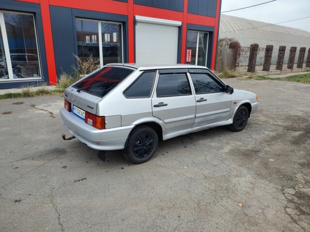 Серый ВАЗ 2114 Самара, объемом двигателя 1.6 л и пробегом 160 тыс. км за 1250 $, фото 3 на Automoto.ua