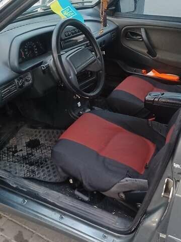 Серый ВАЗ 2114 Самара, объемом двигателя 1.6 л и пробегом 141 тыс. км за 2700 $, фото 7 на Automoto.ua