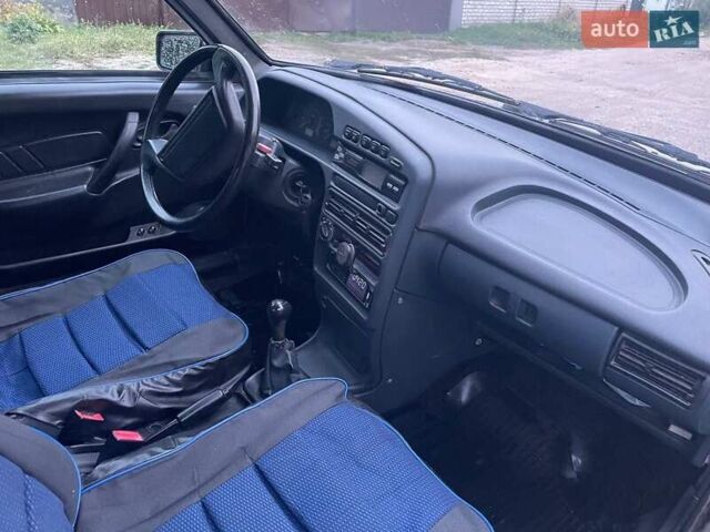 Серый ВАЗ 2114 Самара, объемом двигателя 1.6 л и пробегом 150 тыс. км за 1350 $, фото 2 на Automoto.ua