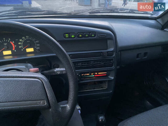 Сірий ВАЗ 2114 Самара, об'ємом двигуна 1.6 л та пробігом 185 тис. км за 1700 $, фото 5 на Automoto.ua