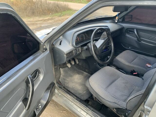 Серый ВАЗ 2114 Самара, объемом двигателя 1.6 л и пробегом 300 тыс. км за 1903 $, фото 5 на Automoto.ua