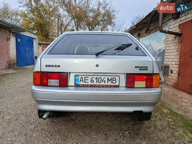 Серый ВАЗ 2114 Самара, объемом двигателя 1.6 л и пробегом 83 тыс. км за 2450 $, фото 3 на Automoto.ua