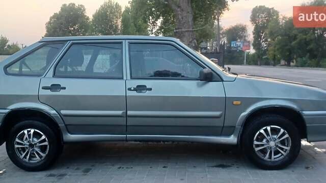 Серый ВАЗ 2114 Самара, объемом двигателя 1.6 л и пробегом 141 тыс. км за 2700 $, фото 2 на Automoto.ua