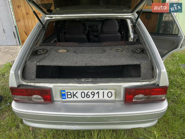 Серый ВАЗ 2114 Самара, объемом двигателя 1.6 л и пробегом 160 тыс. км за 2200 $, фото 8 на Automoto.ua