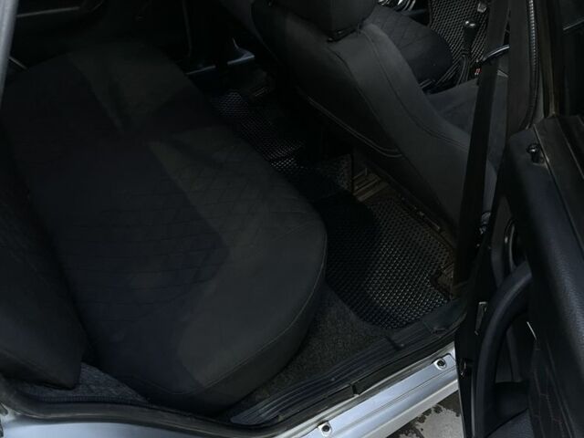 Серый ВАЗ 2114 Самара, объемом двигателя 1.6 л и пробегом 170 тыс. км за 3800 $, фото 9 на Automoto.ua