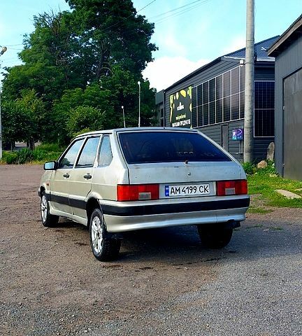 Сірий ВАЗ 2114 Самара, об'ємом двигуна 1.5 л та пробігом 200 тис. км за 1000 $, фото 1 на Automoto.ua