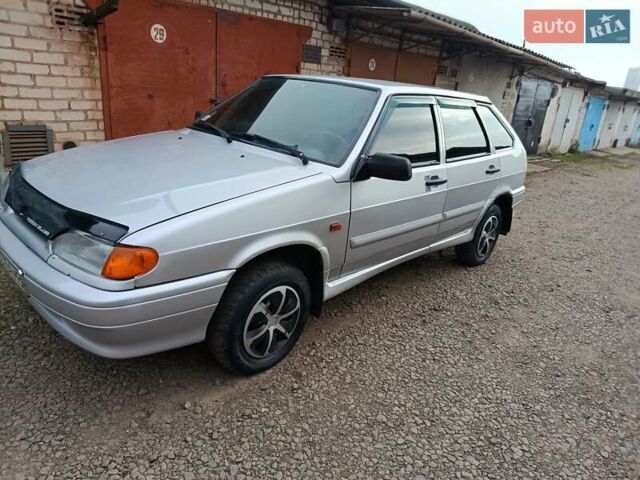 Серый ВАЗ 2114 Самара, объемом двигателя 1.6 л и пробегом 83 тыс. км за 2450 $, фото 4 на Automoto.ua