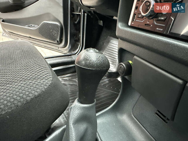 Сірий ВАЗ 2114 Самара, об'ємом двигуна 1.6 л та пробігом 18 тис. км за 4300 $, фото 93 на Automoto.ua