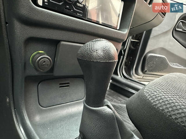 Сірий ВАЗ 2114 Самара, об'ємом двигуна 1.6 л та пробігом 18 тис. км за 4300 $, фото 72 на Automoto.ua