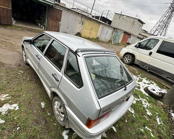 Серый ВАЗ 2114 Самара, объемом двигателя 1.6 л и пробегом 195 тыс. км за 2100 $, фото 11 на Automoto.ua