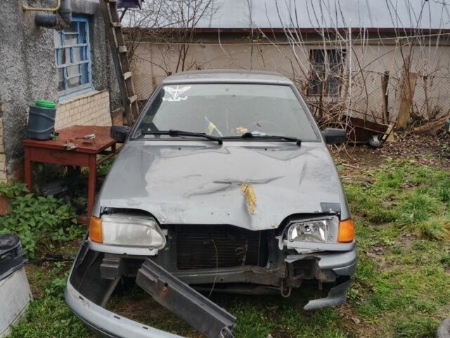 Серый ВАЗ 2114 Самара, объемом двигателя 0 л и пробегом 500 тыс. км за 450 $, фото 5 на Automoto.ua