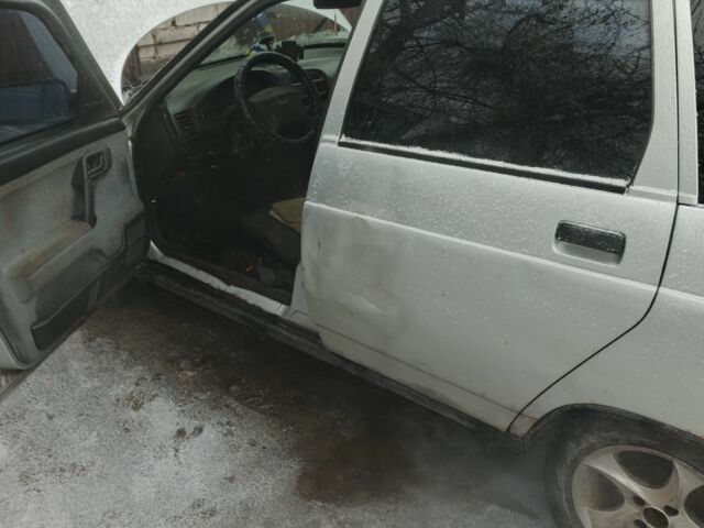 Серый ВАЗ 2114 Самара, объемом двигателя 1.6 л и пробегом 1000 тыс. км за 930 $, фото 3 на Automoto.ua