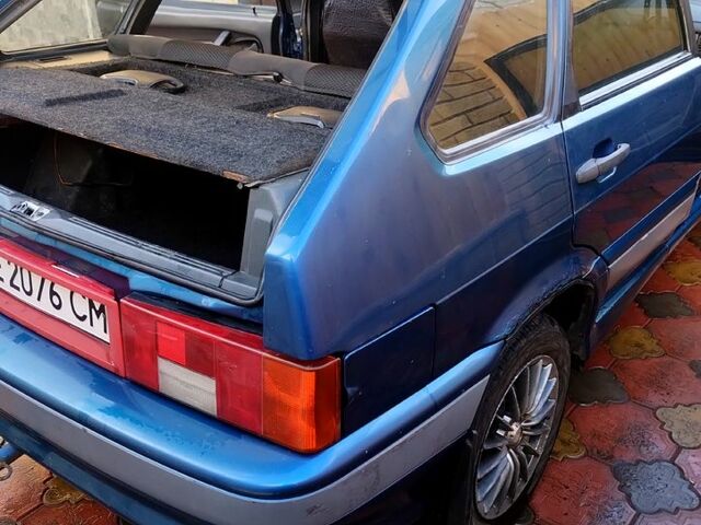Синий ВАЗ 2114 Самара, объемом двигателя 15 л и пробегом 250 тыс. км за 1200 $, фото 9 на Automoto.ua