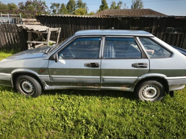 Синій ВАЗ 2114 Самара, об'ємом двигуна 1.6 л та пробігом 253 тис. км за 1000 $, фото 3 на Automoto.ua