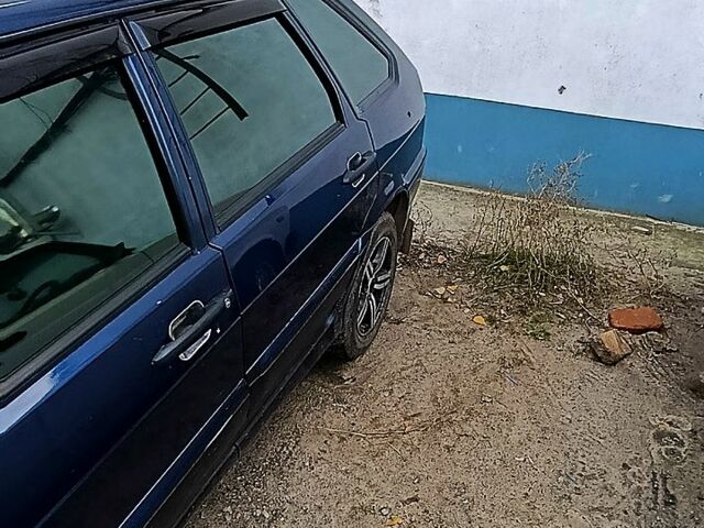 Синий ВАЗ 2114 Самара, объемом двигателя 1.5 л и пробегом 300 тыс. км за 1750 $, фото 3 на Automoto.ua