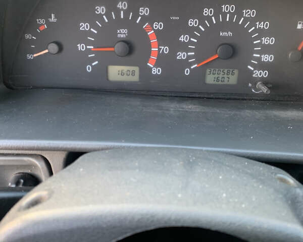 Синий ВАЗ 2114 Самара, объемом двигателя 1.5 л и пробегом 300 тыс. км за 1800 $, фото 6 на Automoto.ua