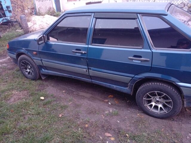 Синий ВАЗ 2114 Самара, объемом двигателя 1.5 л и пробегом 100 тыс. км за 800 $, фото 5 на Automoto.ua