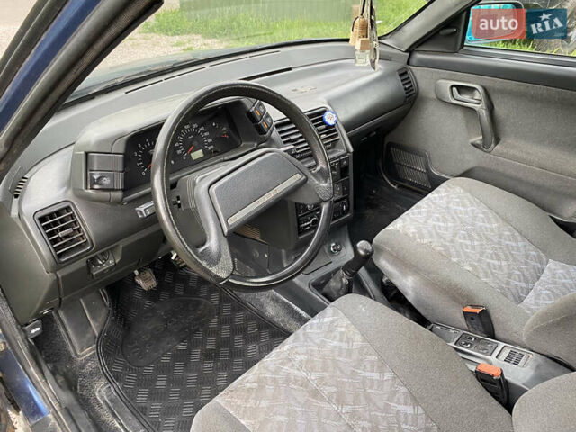 Синий ВАЗ 2114 Самара, объемом двигателя 1.6 л и пробегом 164 тыс. км за 1000 $, фото 9 на Automoto.ua