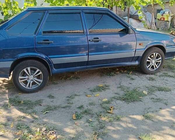 Синий ВАЗ 2114 Самара, объемом двигателя 1.5 л и пробегом 159 тыс. км за 2000 $, фото 3 на Automoto.ua