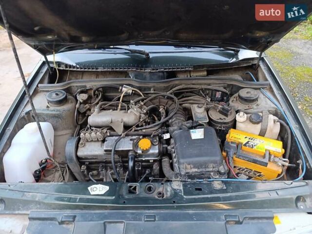 Зеленый ВАЗ 2114 Самара, объемом двигателя 1.5 л и пробегом 278 тыс. км за 1800 $, фото 12 на Automoto.ua