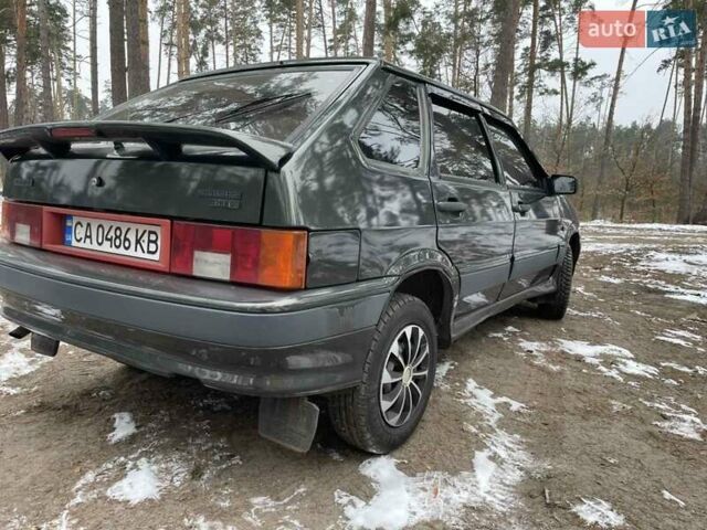 Зеленый ВАЗ 2114 Самара, объемом двигателя 1.5 л и пробегом 199 тыс. км за 2100 $, фото 2 на Automoto.ua
