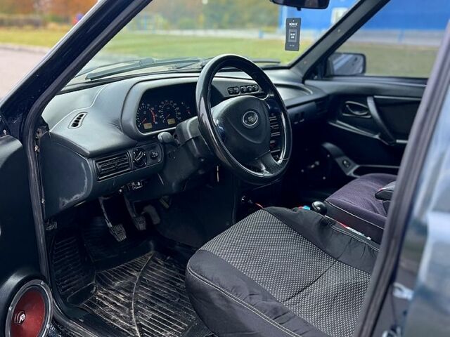 Зеленый ВАЗ 2114 Самара, объемом двигателя 1.5 л и пробегом 245 тыс. км за 1550 $, фото 2 на Automoto.ua